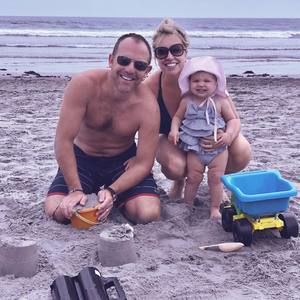 Meet your Posher, Hillary